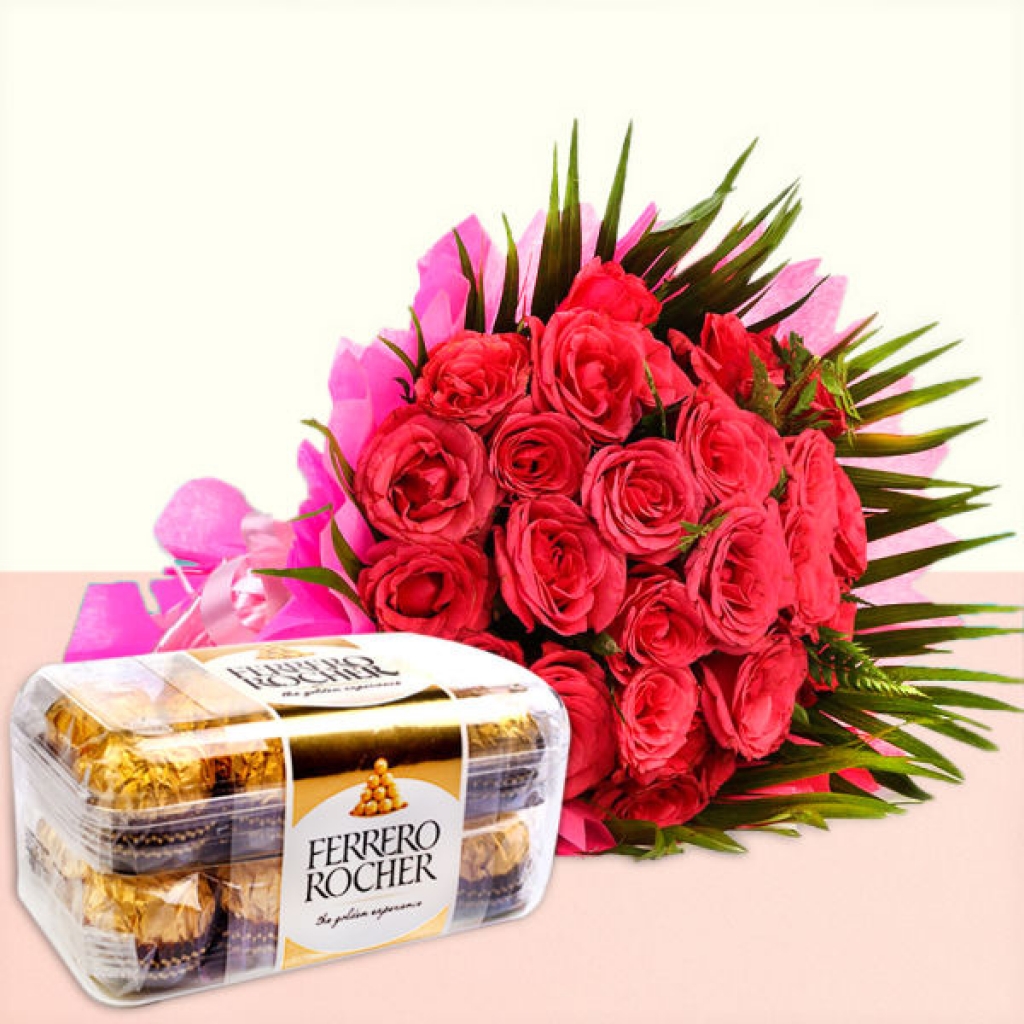 Mothers day Flowers with chocolates combo